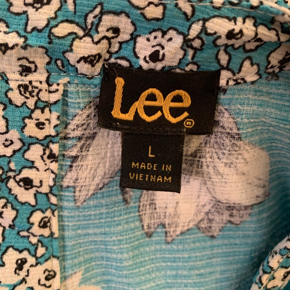 Blouse, Lee, Size Large - Picture 7 of 7